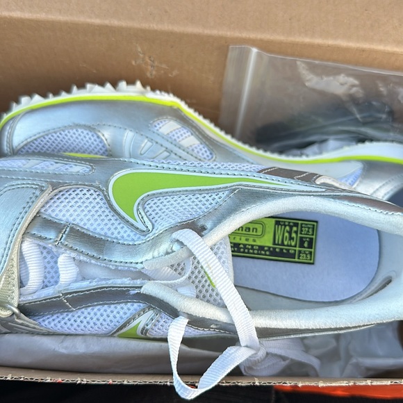 Brand New Nike Track Shoes - Picture 2 of 4